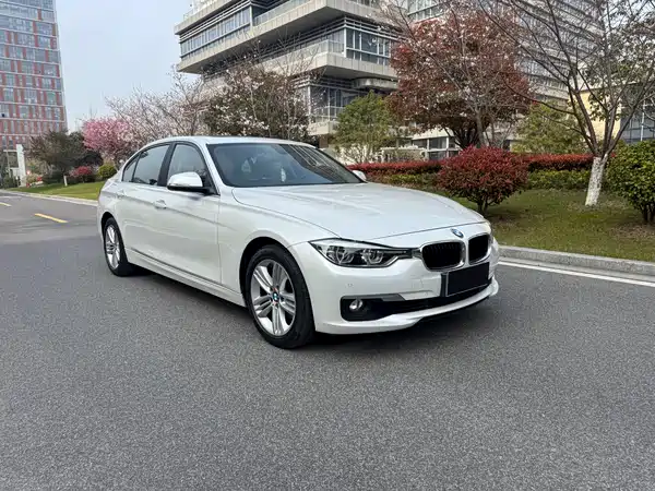 BMW 3 Series 2016