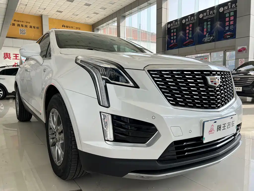 Cadillac XT5 2020 — фото 3