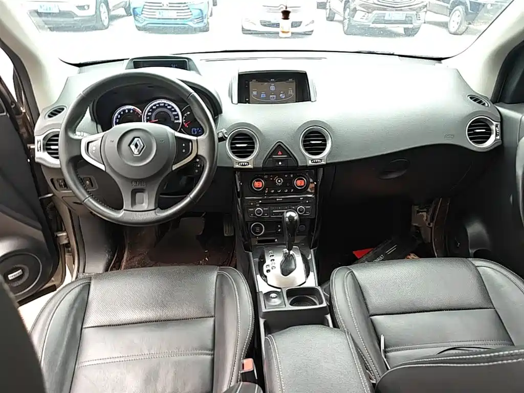 Renault Koleos 2016 — фото 10