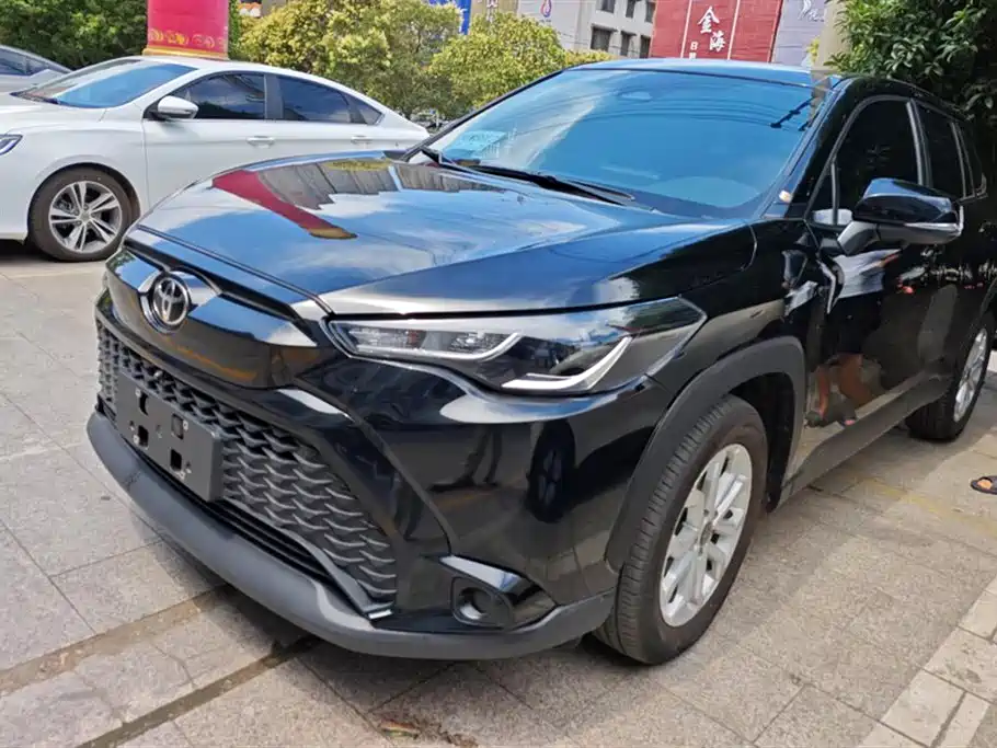 Toyota Frontlander 2024