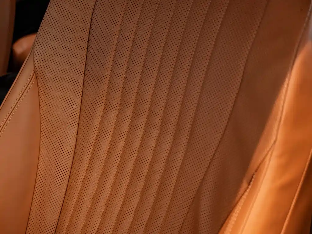 Bentley Flying Spur 2018 — фото 18