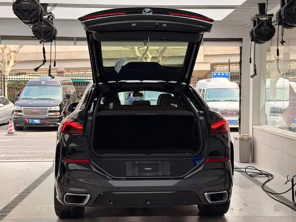 BMW X6 2021 — фото 16