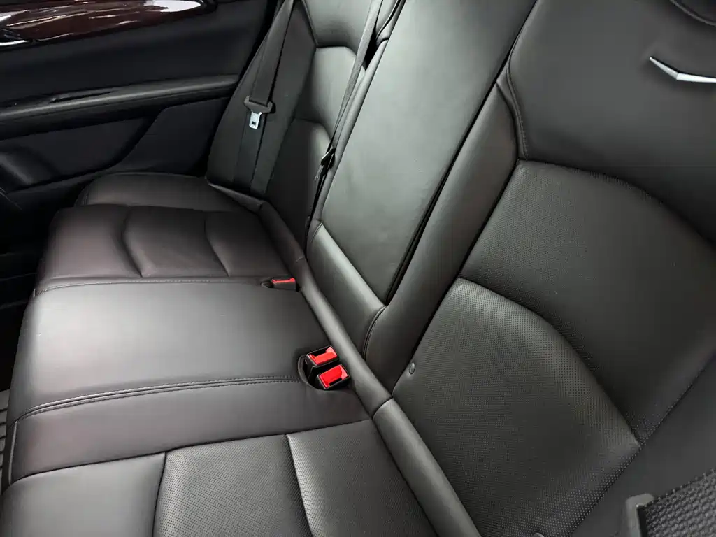 Cadillac CT6 2020 — фото 10