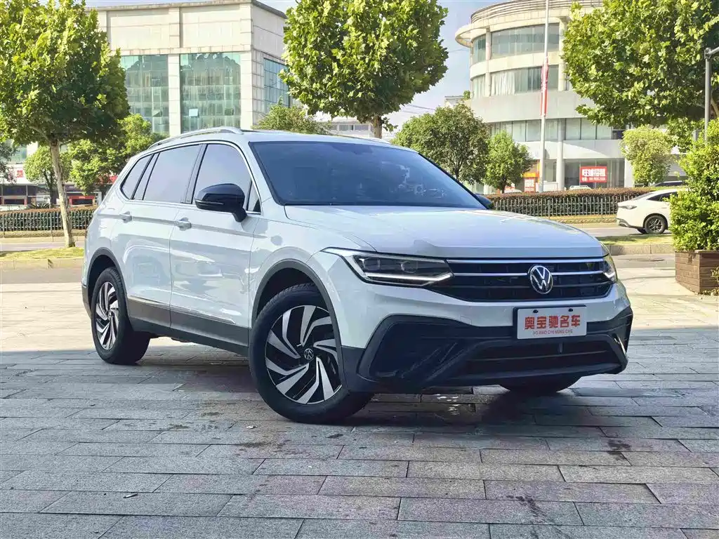 Volkswagen Tiguan L 2025