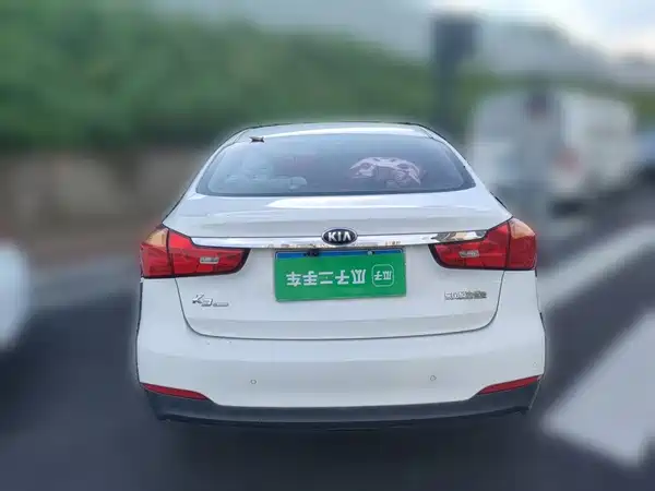 Kia K3 2015