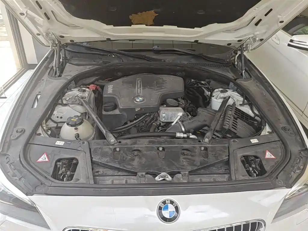 BMW 5 Series 2014 — фото 20