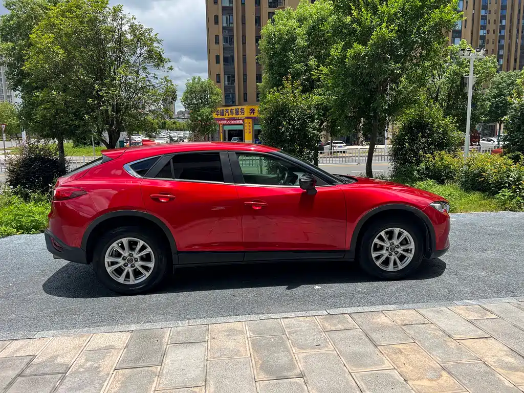 Mazda CX-4 2016 — фото 11