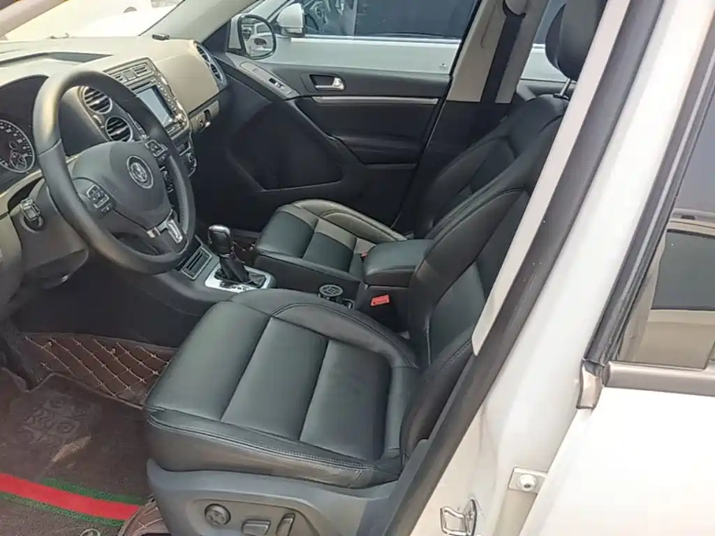 Volkswagen Tiguan 2015 — фото 15