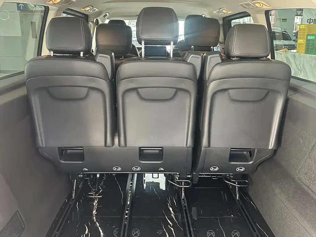 Mercedes-Benz Vito 2022 — фото 21