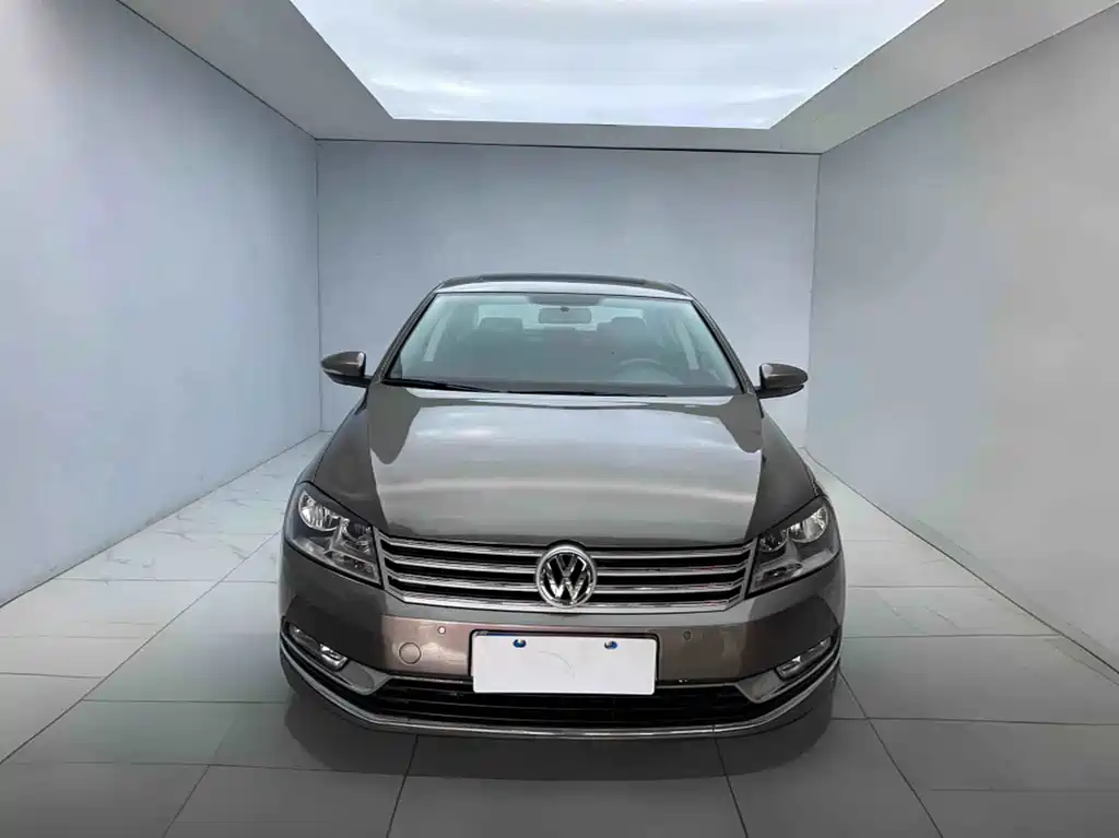 Volkswagen Magotan 2014