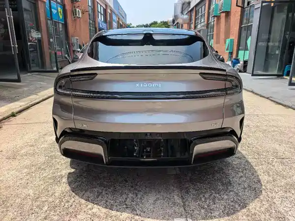 Xiaomi YU7 2025