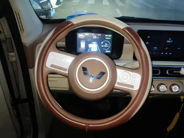 Wuling Hongguang MINIEV 2024