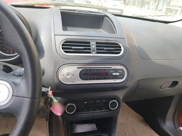 MG MG3 2015
