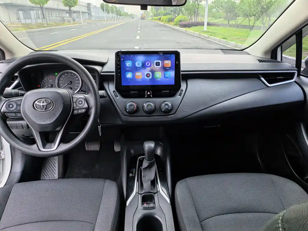 Toyota Corolla 2020 — фото 10