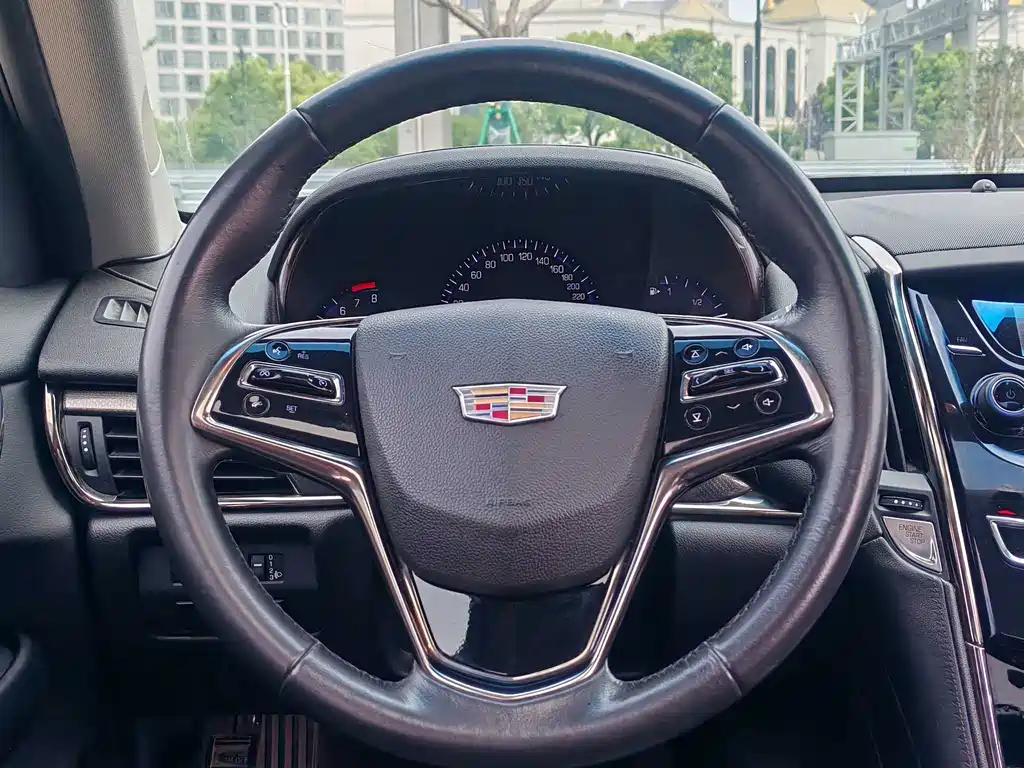 Cadillac ATS-L 2016 — фото 12