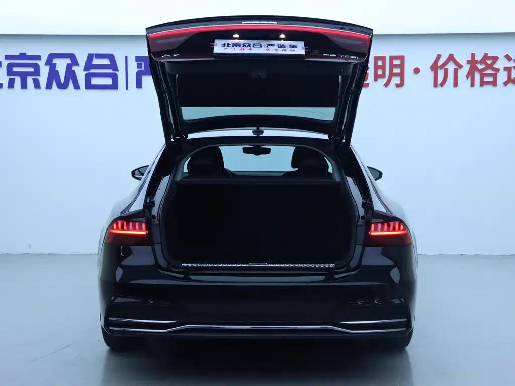 Audi A7 2021 — фото 23