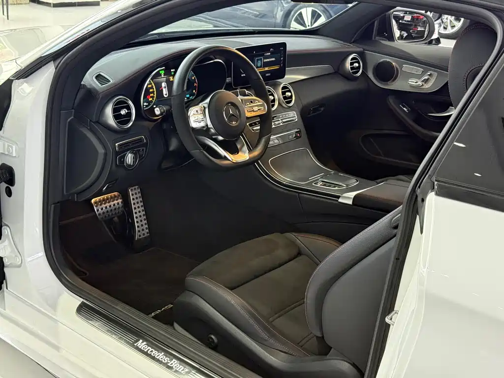 Mercedes-Benz C-Class 2022