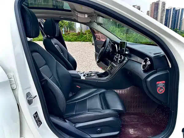 Mercedes-Benz C-Class 2018