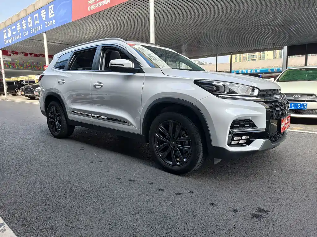 Chery Tiggo 8 2023 — фото 3