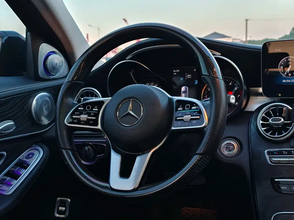 Mercedes-Benz C-Class 2019 — фото 13