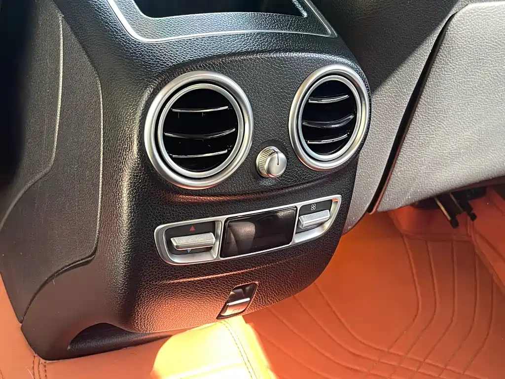 Mercedes-Benz GLC 2020 — фото 13