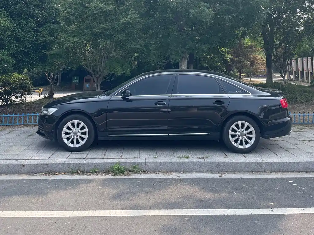 Audi A6L 2012