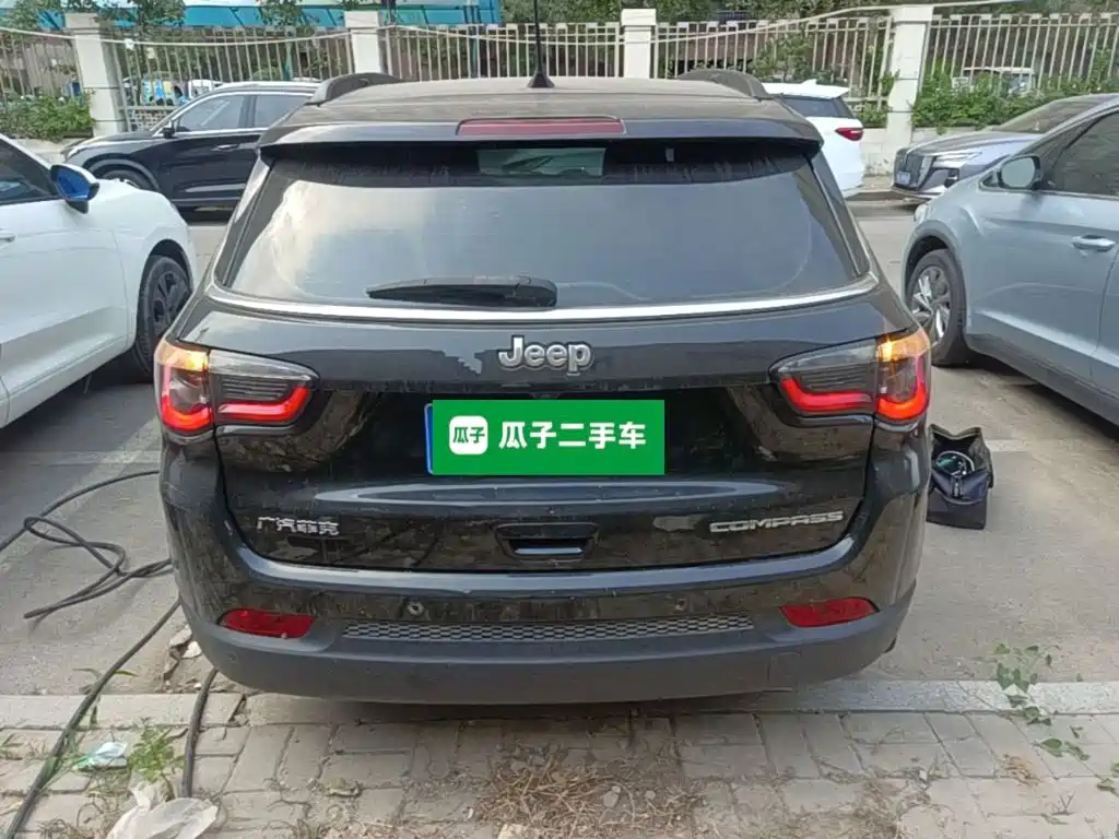 Jeep Compass 2021 — фото 6