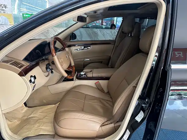 Mercedes-Benz S-Class 2008