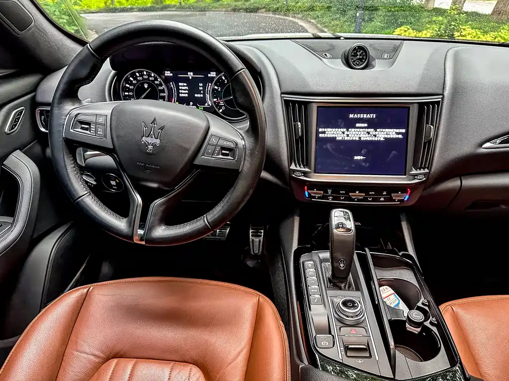 Maserati Levante 2022 — фото 10