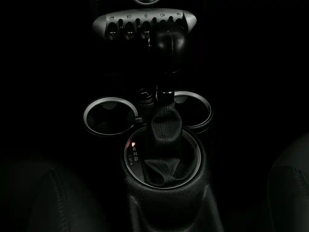 MINI Clubman 2010 — фото 13