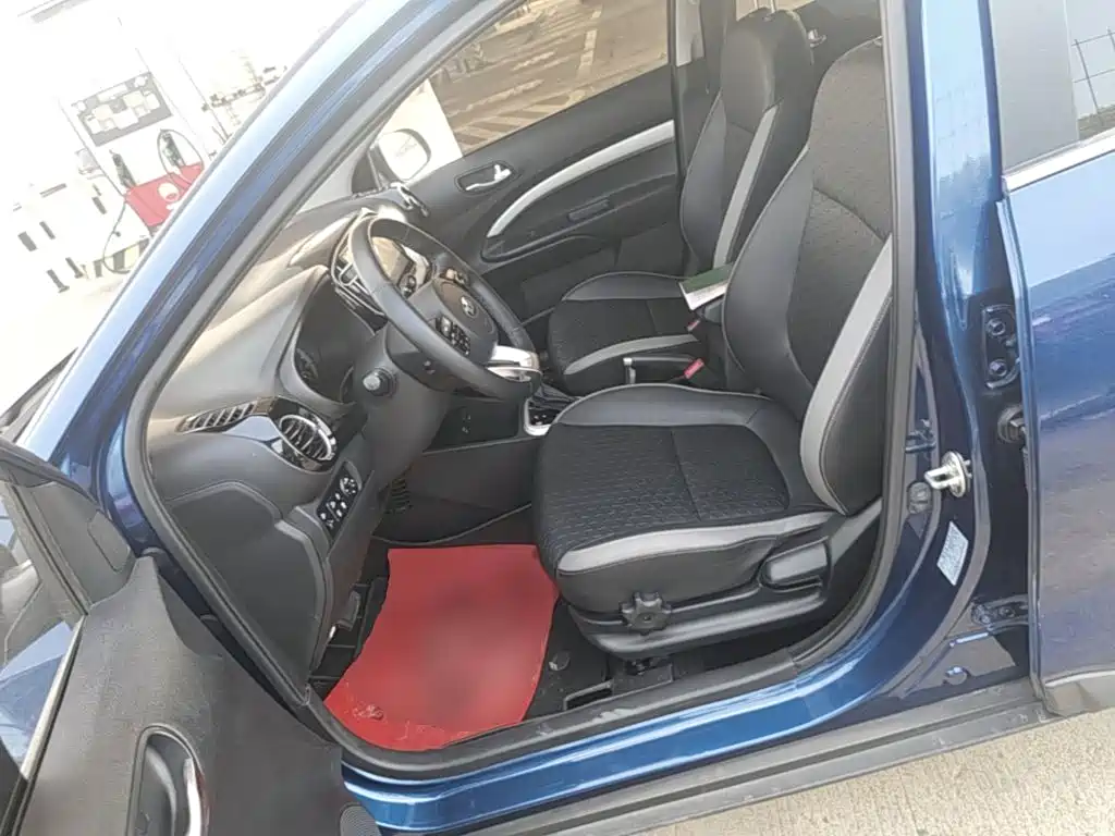 Kia KX1 2019 — фото 15