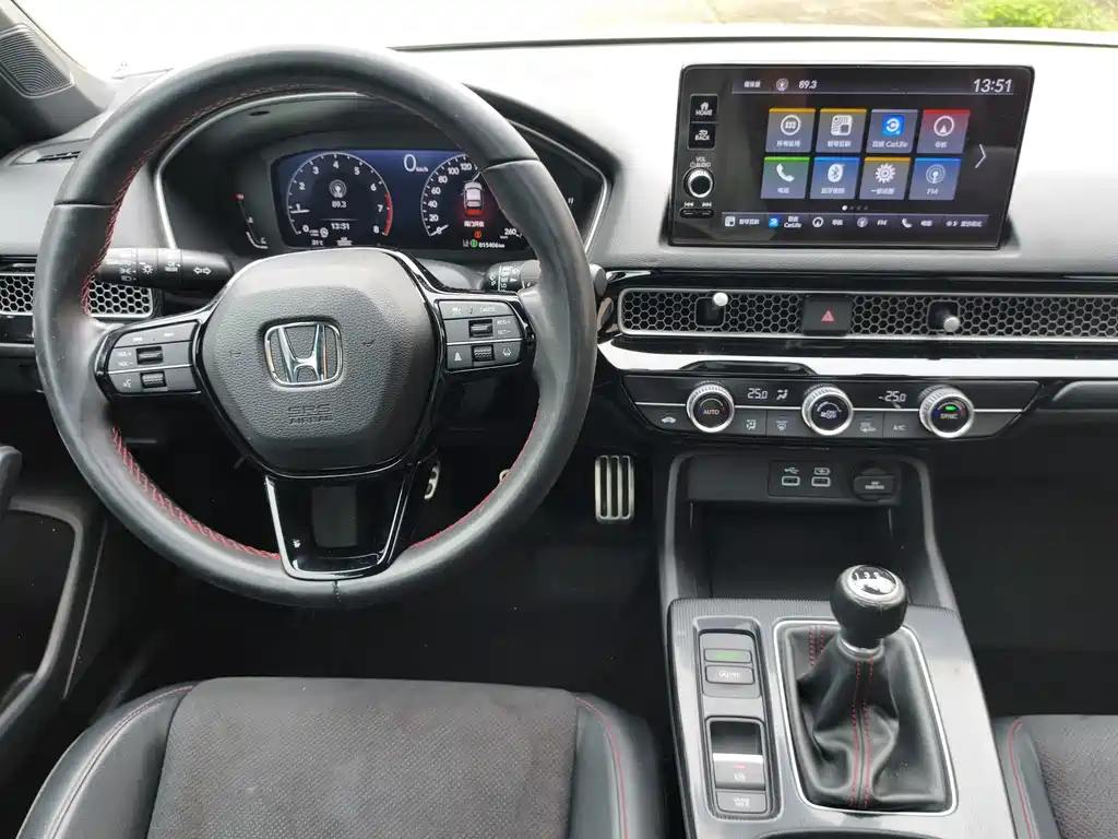 Honda Civic 2024 — фото 14
