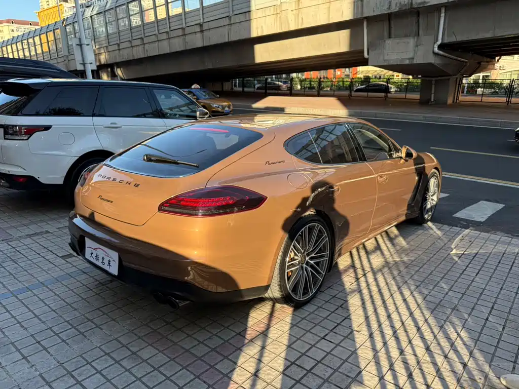 Porsche Panamera 2015 — фото 6