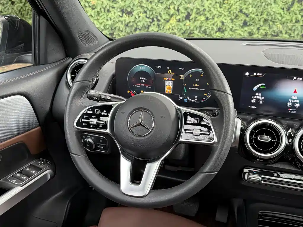 Mercedes-Benz GLB 2022