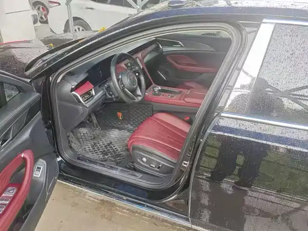 Hongqi H5 2024