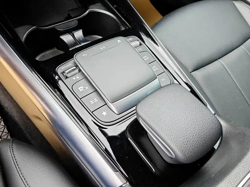 Mercedes-Benz B-Class 2022 — фото 8