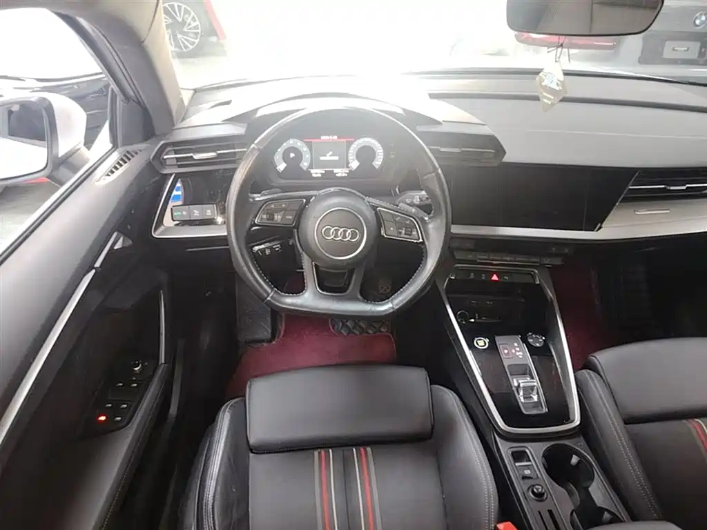 Audi A3 2021 — фото 11