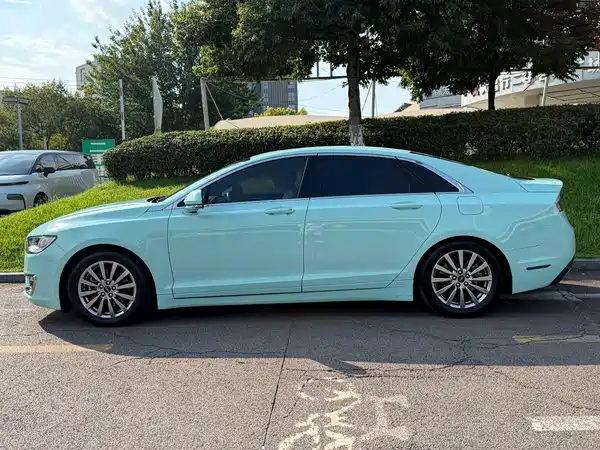 Lincoln MKZ 2019
