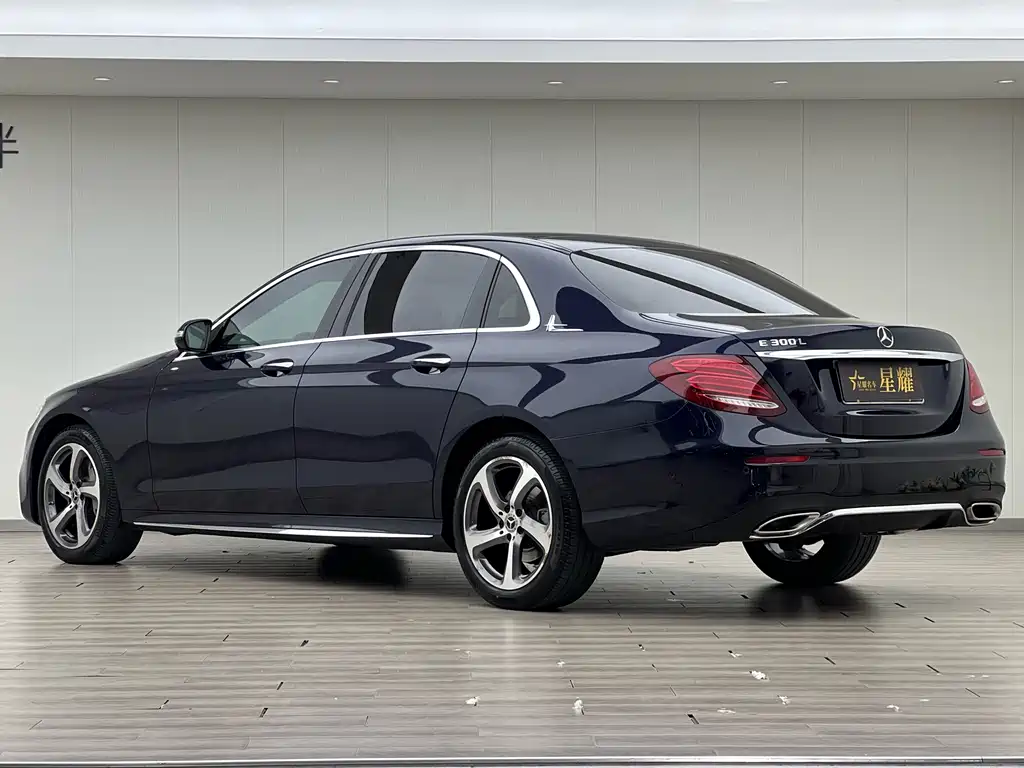 Mercedes-Benz E-Class 2019 — фото 5