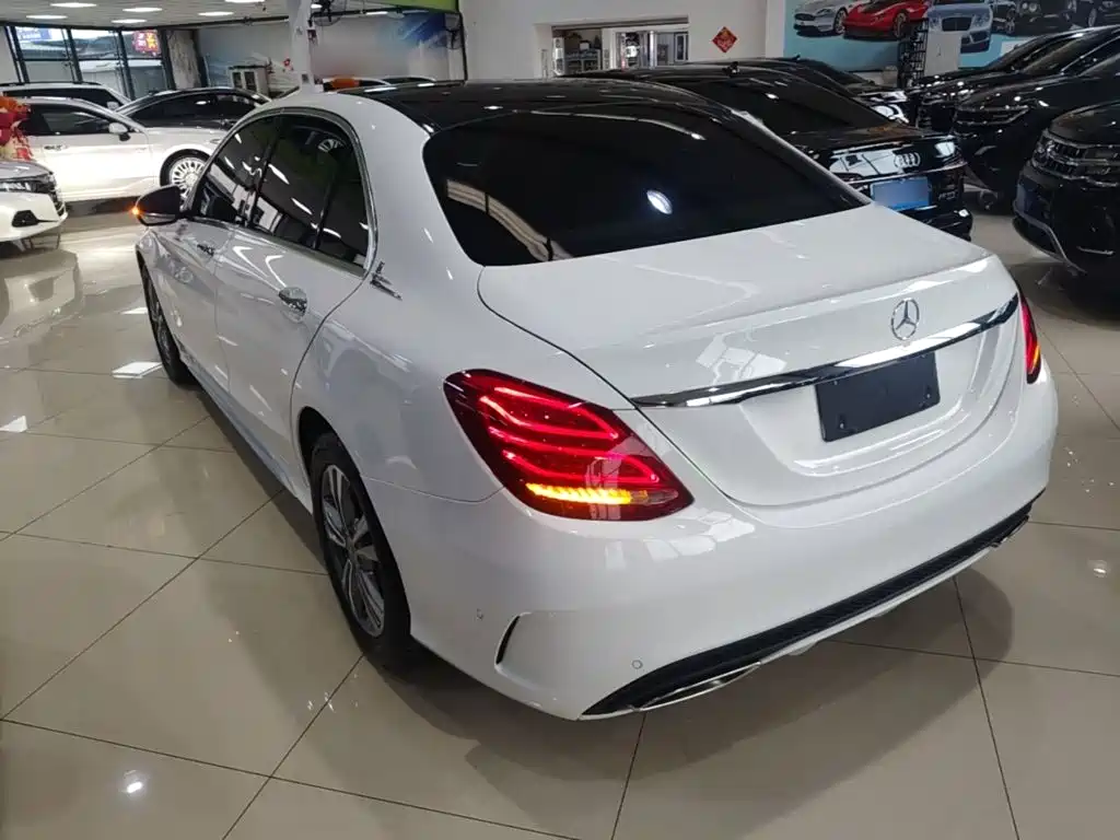 Mercedes-Benz C-Class 2017