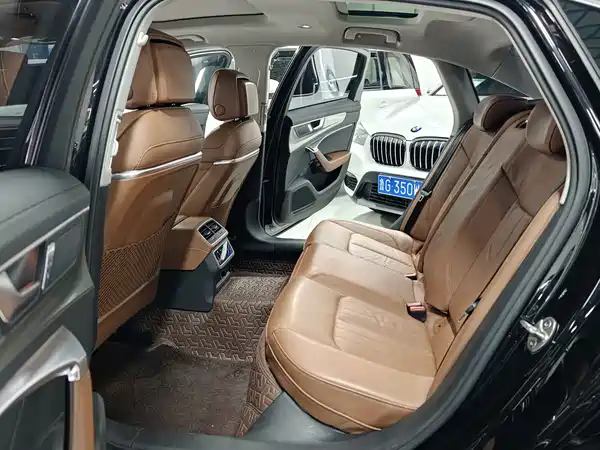 Audi A6L 2020