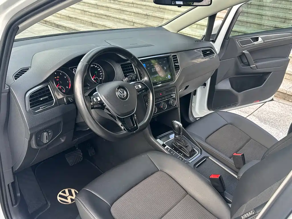 Volkswagen Golf Jialu 2018 — фото 11