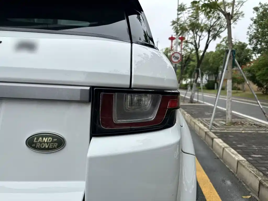 Land Rover Range Rover Evoque 2018 — фото 21