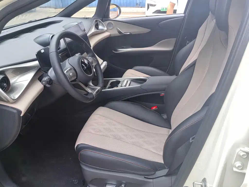BYD Dolphin 2024