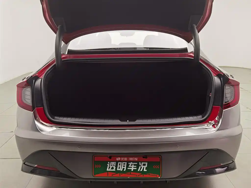 Hyundai Sonata 2020 — фото 16