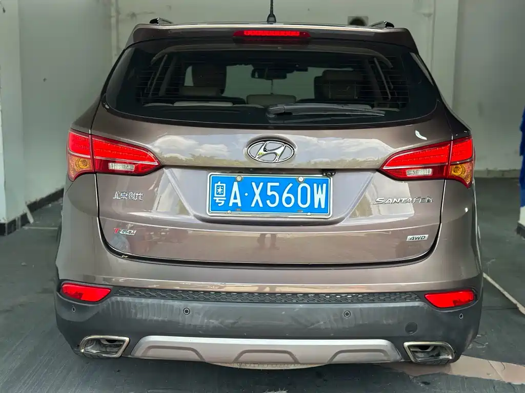 Hyundai Santa Fe 2013