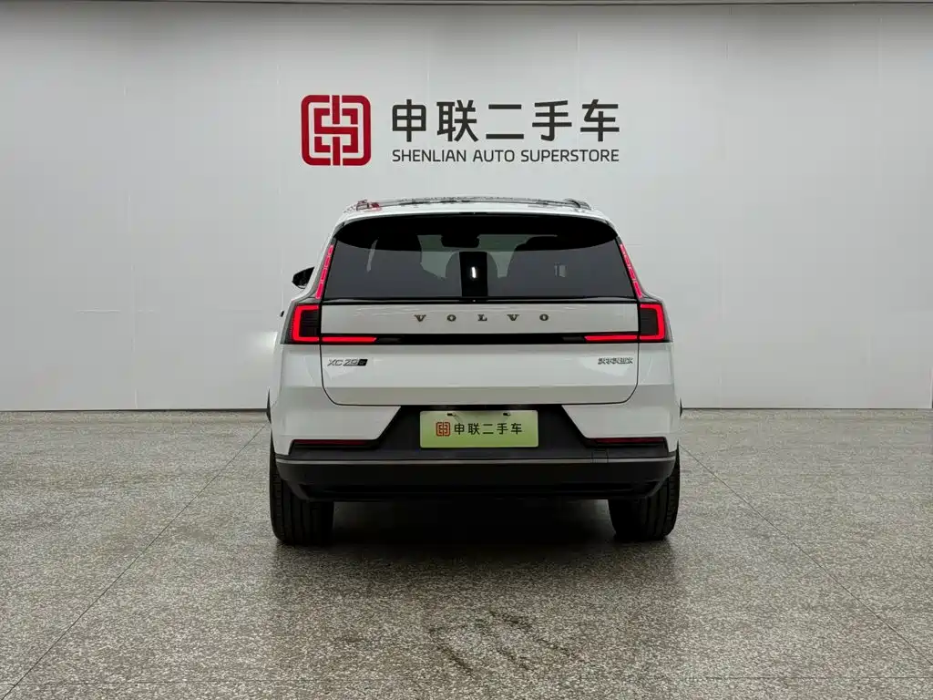 Volvo XC70 Plug-In Hybrid 2026 — фото 3