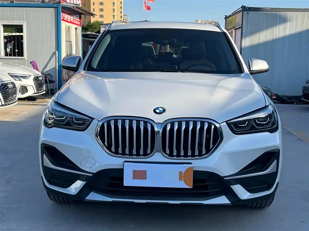 BMW X1 2022 — фото 2