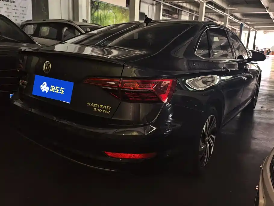 Volkswagen Sagitar 2022