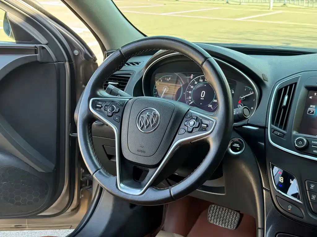 Buick Regal 2016 — фото 15